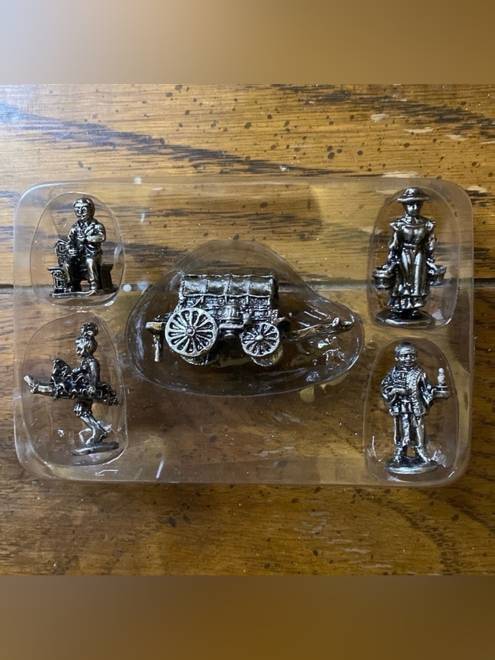 Liberty Falls 5 pewter figurines​. Vintage.